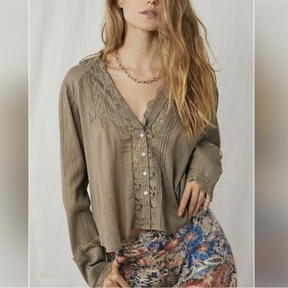 Free People Clemence Long-Sleeve V-Neck Boho Lacey Button Blouse Taupe NEW Large